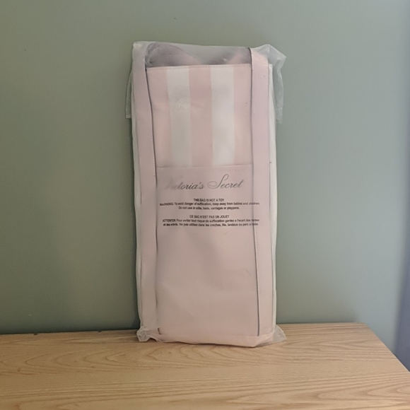 Large tote - Picture 4 of 4